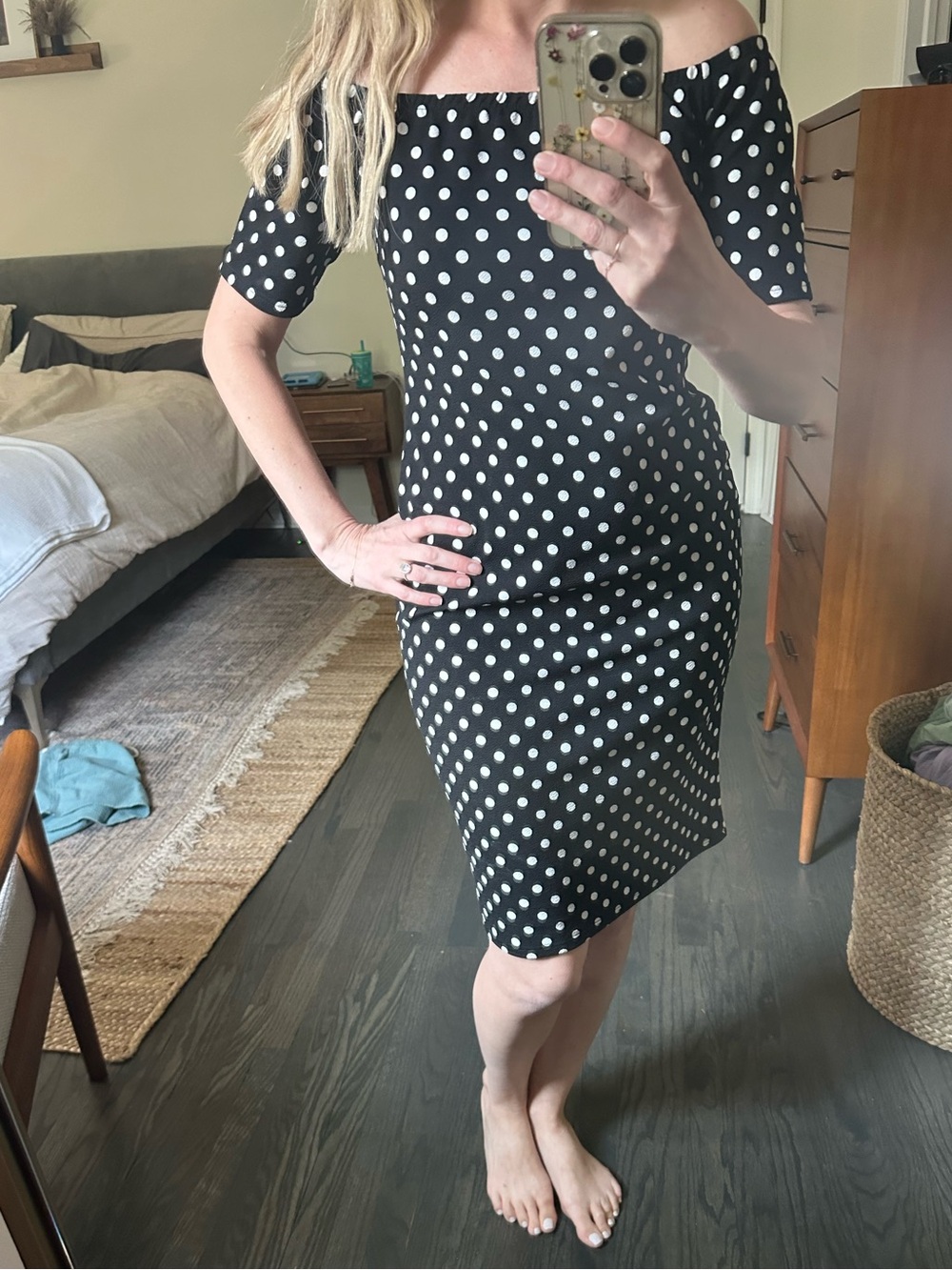 Black and white Polka Dot Off-Shoulder Bodycon Dress